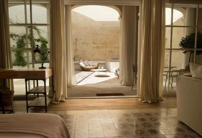سوییت سوپریور, Jardí De Ses Bruixes Boutique