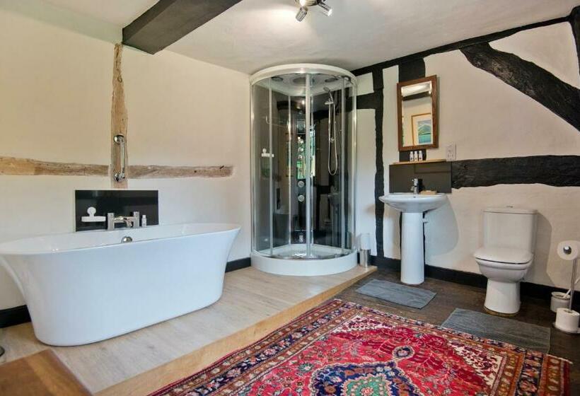 חדר דלוקס נוף לגינה, Lower Wythall B&b