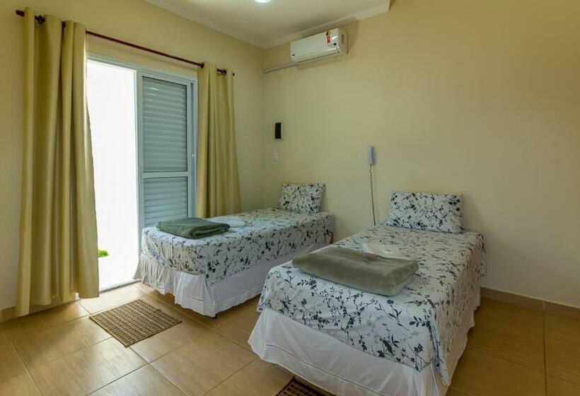 غرفة قياسية, Maria Luiza