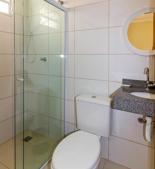 غرفة قياسية ثلاثية, Maria Luiza