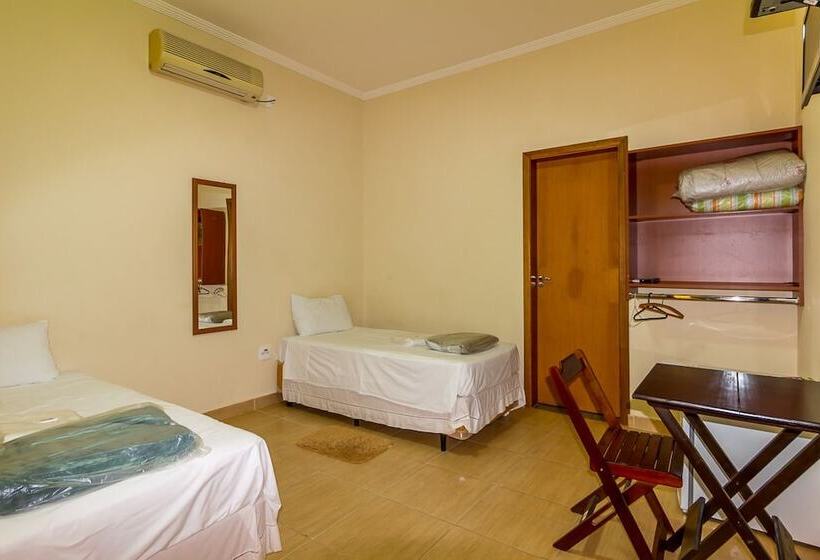 غرفة قياسية ثلاثية, Maria Luiza