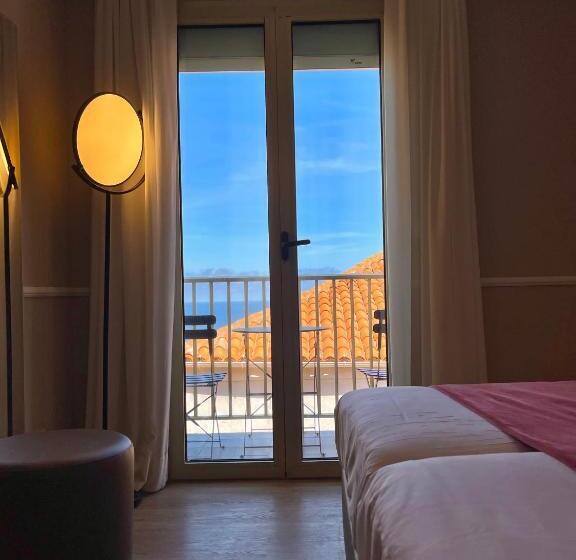 اتاق استاندارد, Restaurant Christophe Colomb