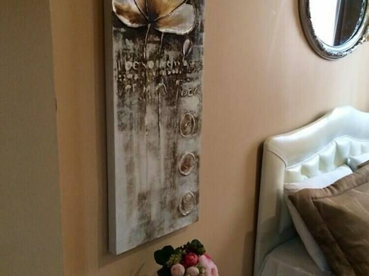 エコノミールーム, Rose Rooms Apart