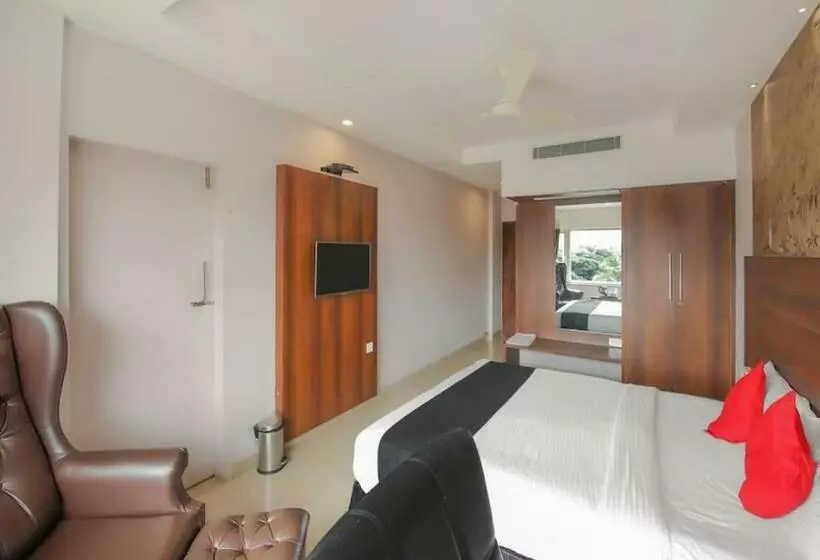 Standard Room, Fab The Dawn Mysore