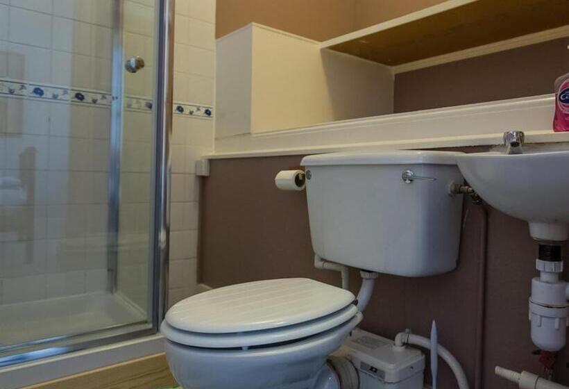 חדר סטנדרט, The Keyberry