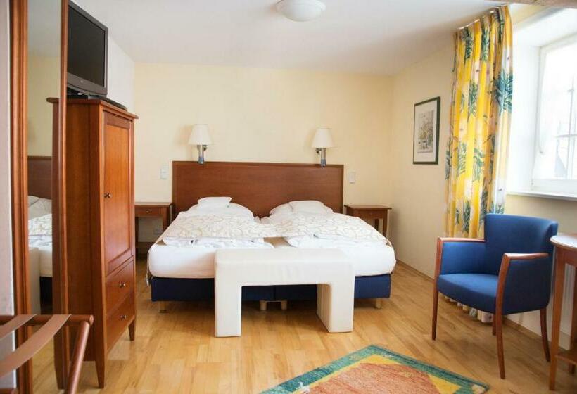 חדר סטנדרט, Weber