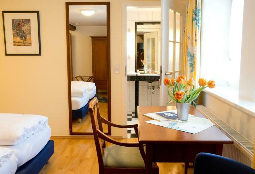 חדר סטנדרט, Weber