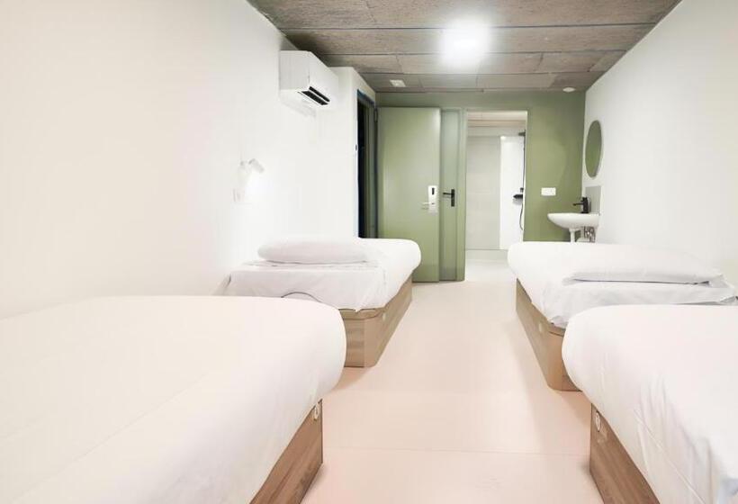 4 Bett Standardzimmer, Ideal Youth Hostel