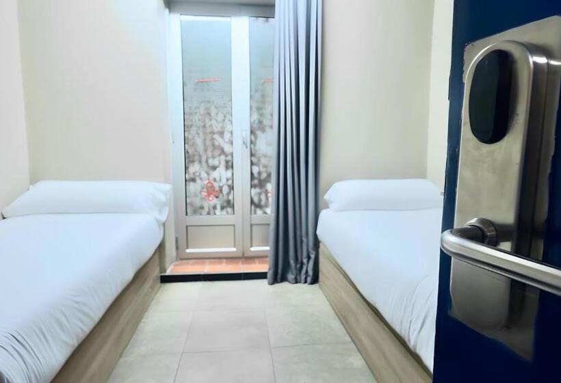 Standardzimmer Geteiltes Bad, Ideal Youth Hostel
