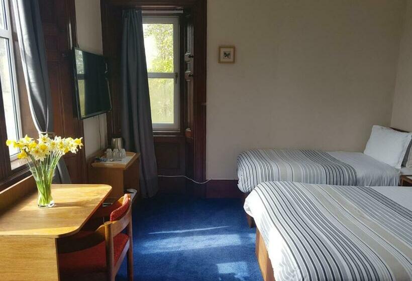 غرفة قياسية ثلاثية, Bonkle House