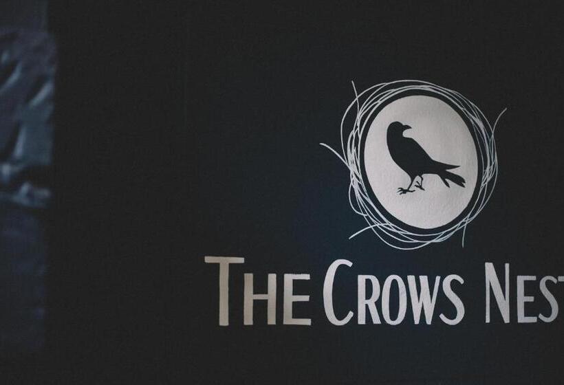 غرفة أساسية, The Stag At Stow