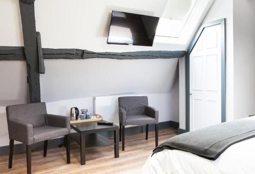 غرفة سوبيريور سرير كينج, The Stag At Stow