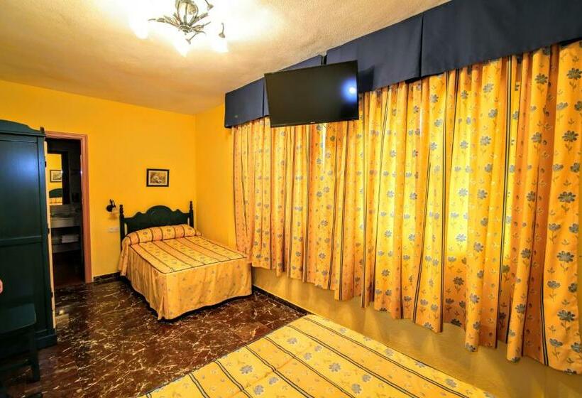 스탠다드 룸, Pension Rural La Fonda