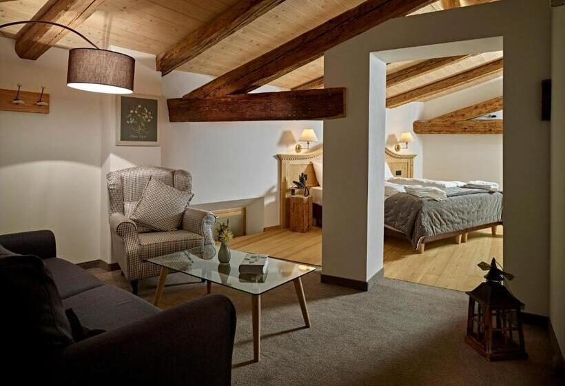 스위트, Romantic Hotel Excelsior