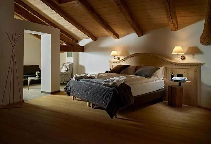 スイート, Romantic Hotel Excelsior
