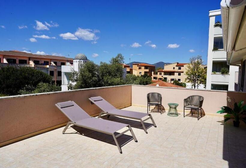 סוויטת ג'וניור עם טרסה, Tramas Hotel & Spa