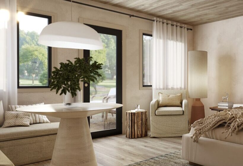 اتاق لوکس با تخت بزرگ, Awol Stowe