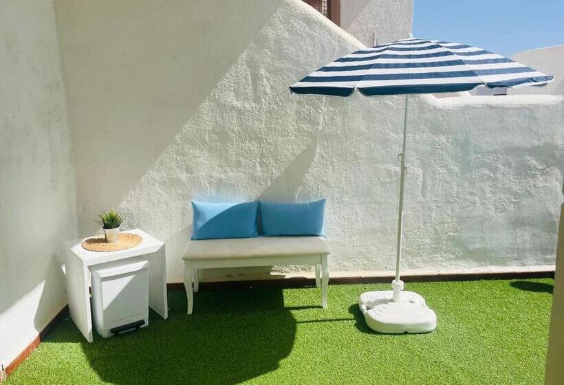 استودیو استاندارد با تراس, Coral Bay Port Royale