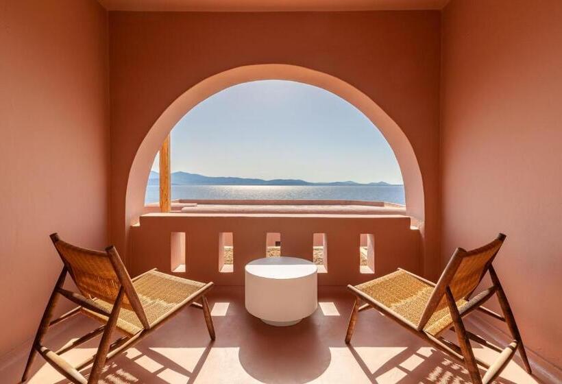 Люкс Вид на Море, Akre