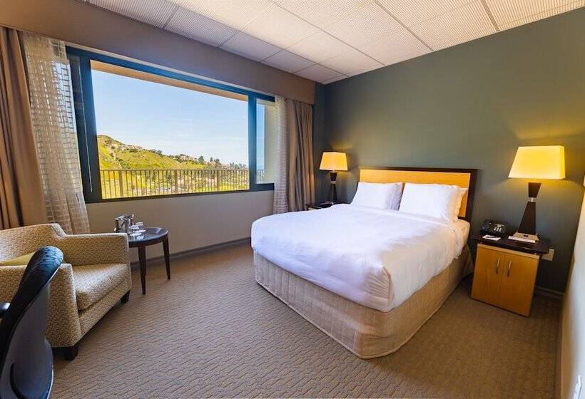 غرفة ديلوكس, Villa Graziadio Executive Center At Pepperdine University