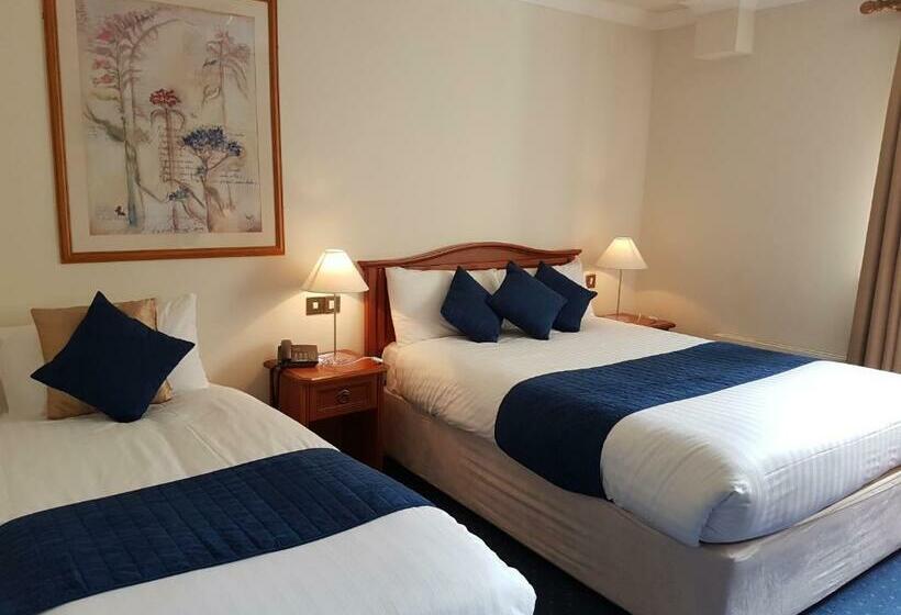 חדר משפחתי, An Cruiscin Lan