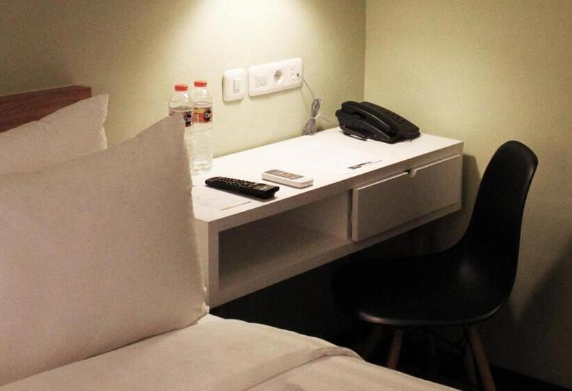 غرفة سوبيريور, Allstay Ecotel Yogyakarta