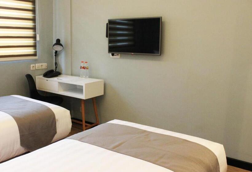 غرفة سوبيريور, Allstay Ecotel Yogyakarta