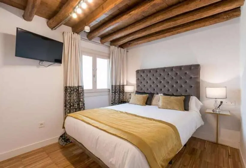 استودیوی استاندارد, Bibo Suites Oro Del Darro