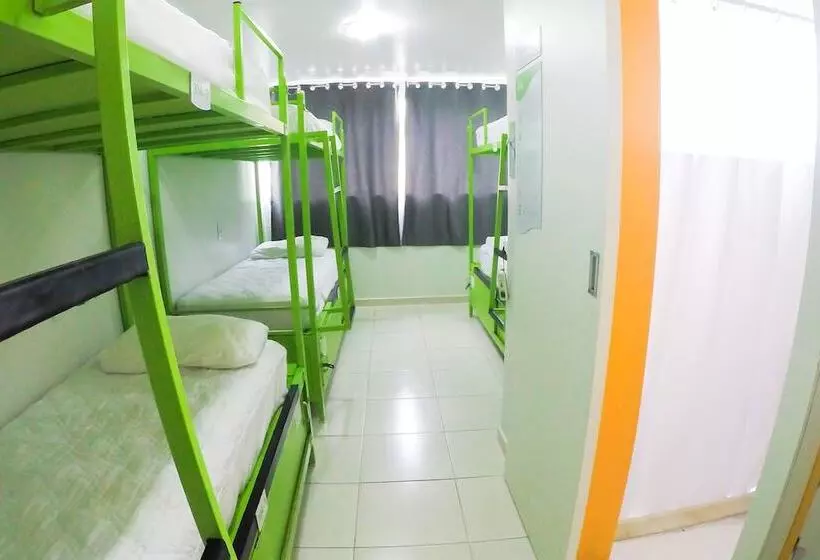 ルームシェアのワンベッド, Che Lagarto Hostel Ipanema