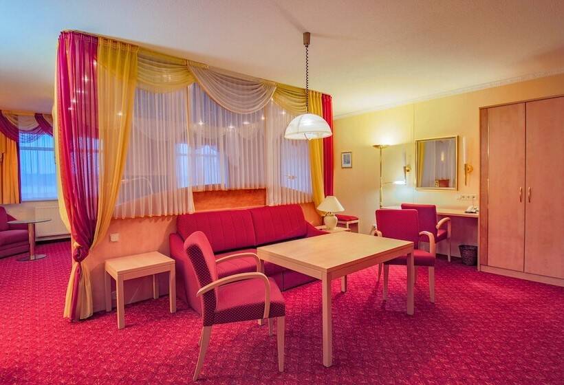 جناح جونيور, Ferien Hotel Spree Neisse