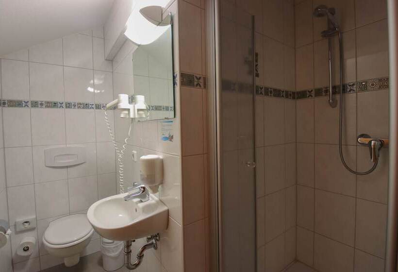 جناح جونيور, Ferien Hotel Spree Neisse