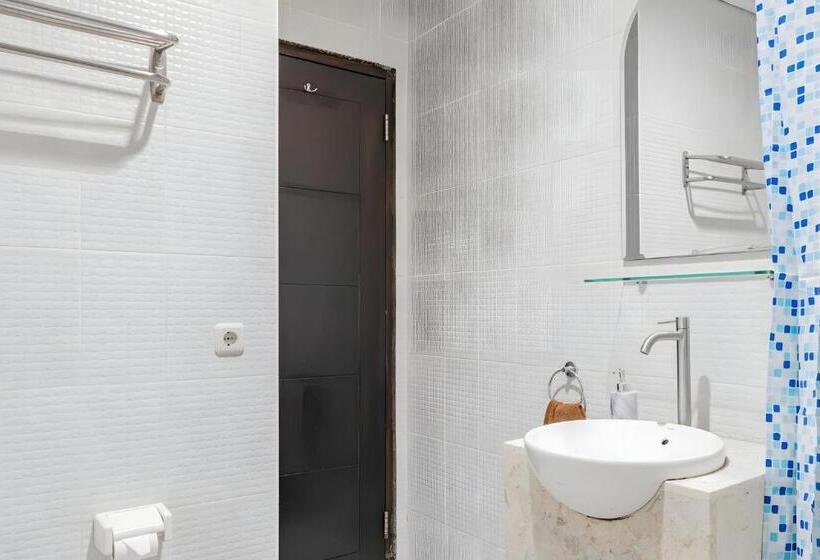 디럭스 스위트, Collection O Airport Kuta Bali