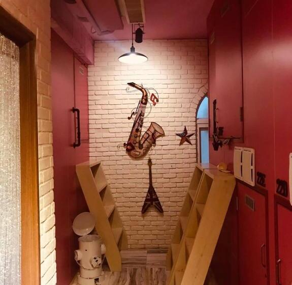 Bed in Shared Room with Shared Bathroom, Kenting My Home