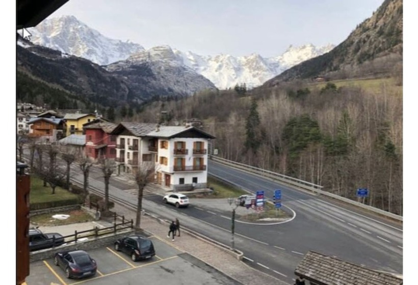 חדר סטנדרט לשלושה, Edelweiss