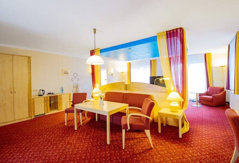 Полулюкс с Балконом, Ferien Hotel Spree Neisse