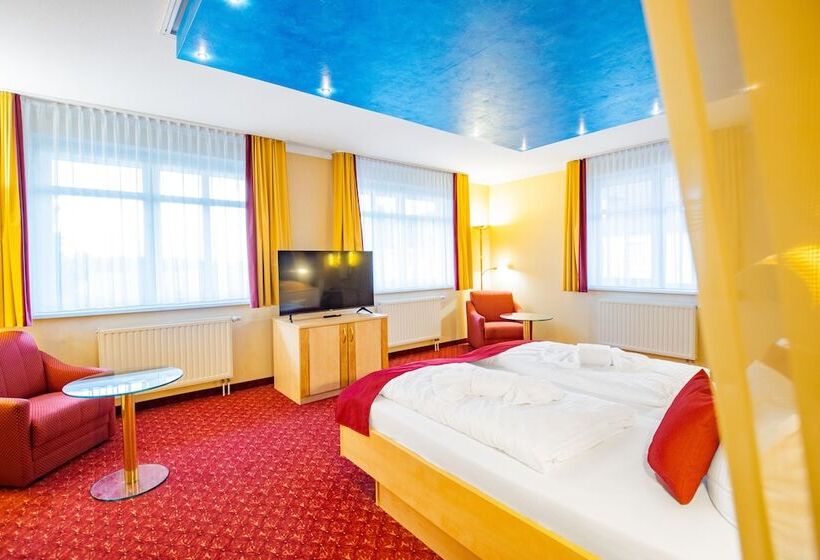 جناح جونيور, Ferien Hotel Spree Neisse
