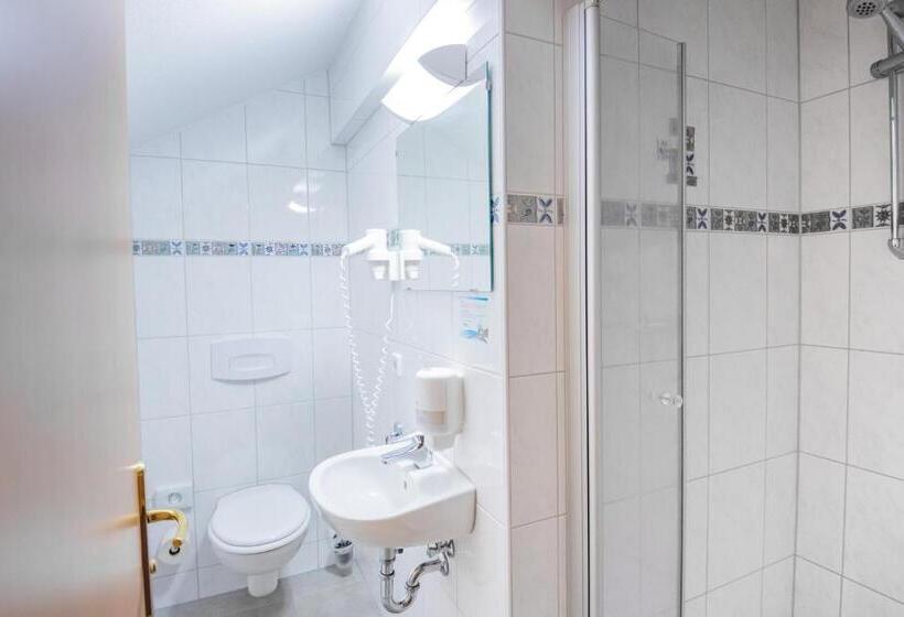 جناح جونيور, Ferien Hotel Spree Neisse