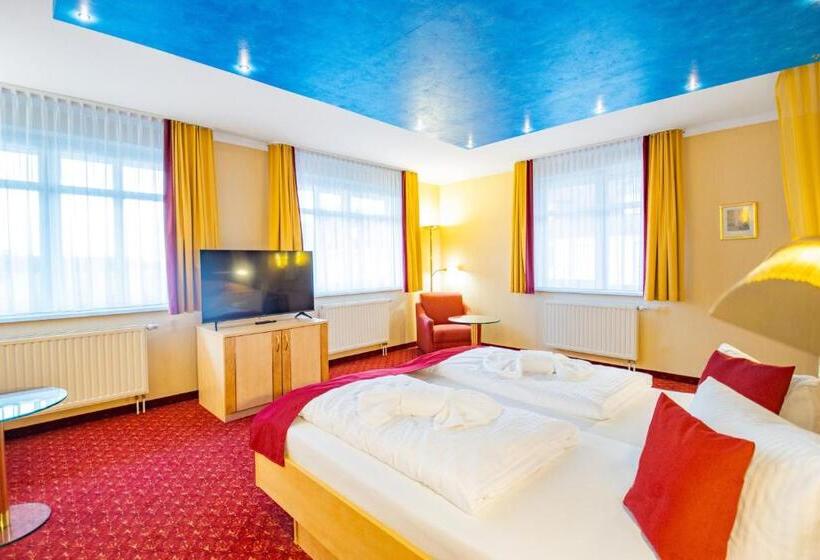 Полулюкс, Ferien Hotel Spree Neisse