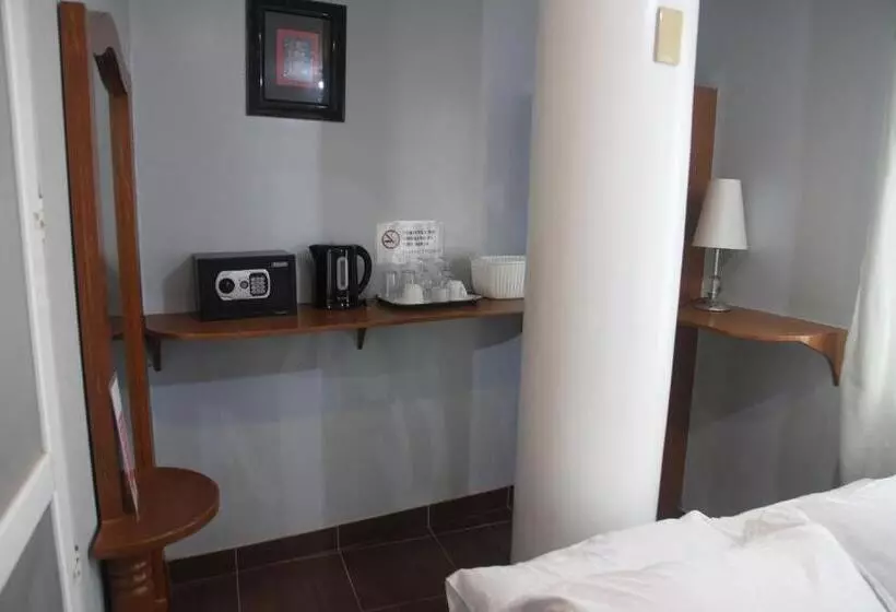 Economy-huone, Green Monkey Resort Boracay