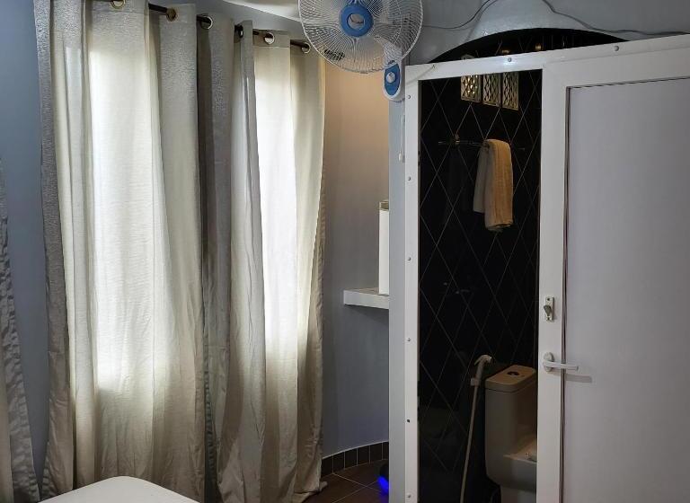 غرفة إقتصادية, Green Monkey Resort Boracay