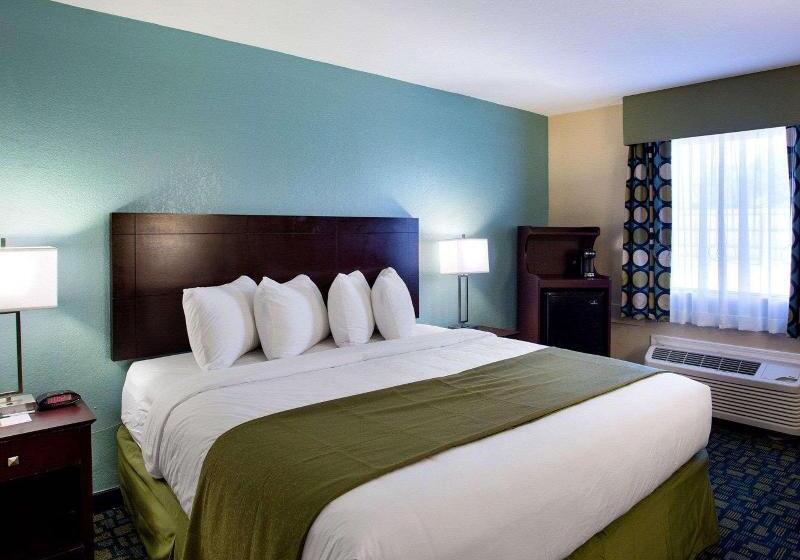 Номер Executive, Hampton Inn & Suites Yonkers Westchester