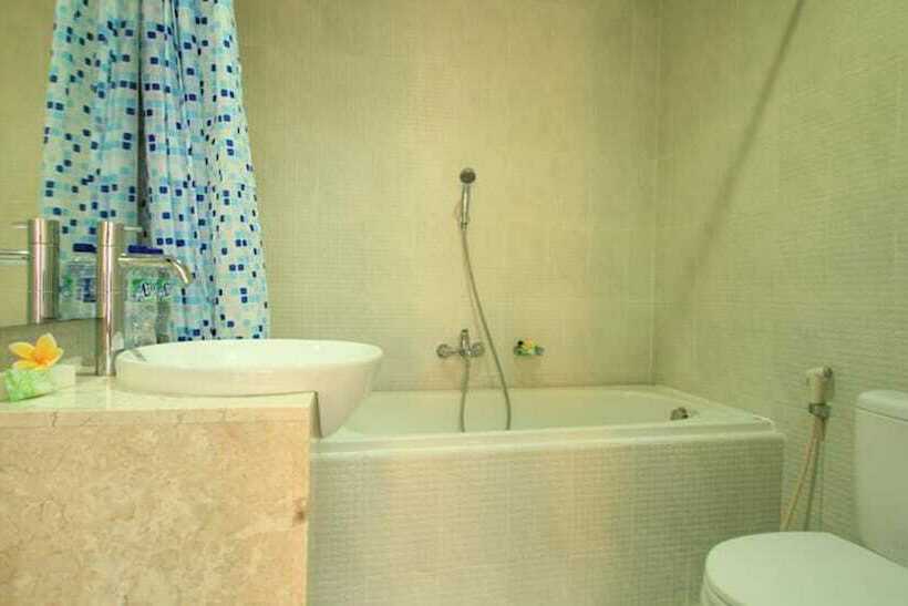 디럭스 룸, Collection O Airport Kuta Bali