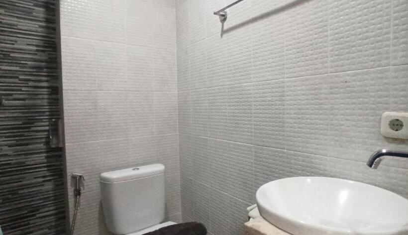 수피리어 룸, Collection O Airport Kuta Bali