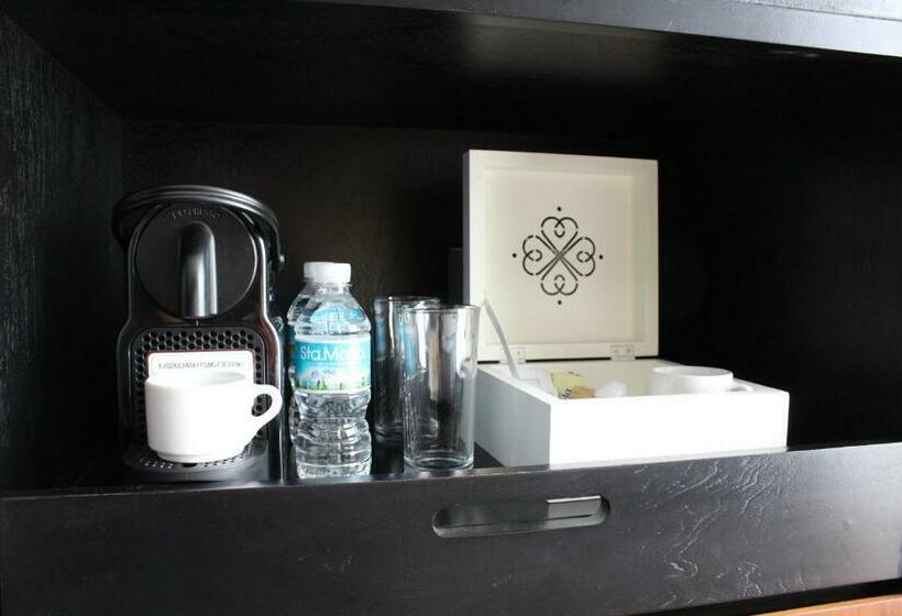 غرفة ديلوكس سرير كينج, Love It Cas Consulado