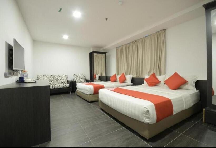 Suite Familiar, Lucky 11