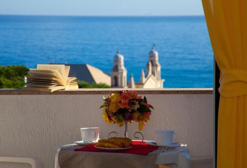 شقة غرفة نوم واحدة مطلة علي البحر مزوَّدة بشُرفة, Residence Sant'anna