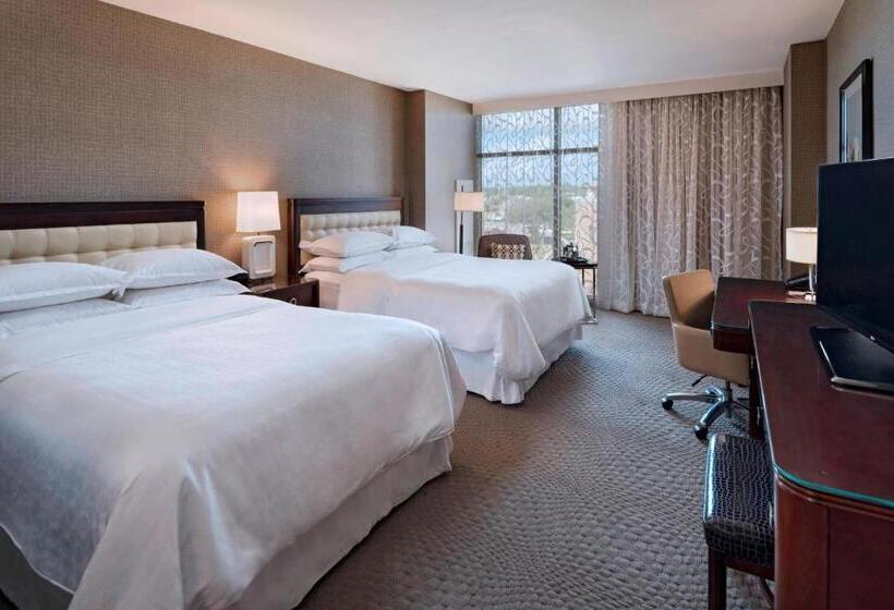 Номер Клуб, Sheraton Austin Georgetown Hotel & Conference Center