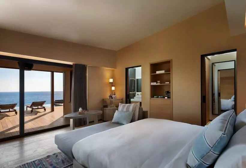 Standard Room with Views