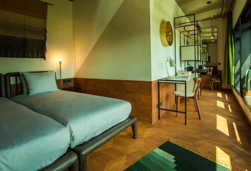 غرفة كومفورت, V Fizeaustraat