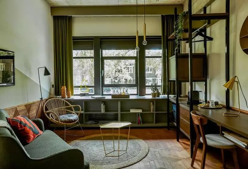 اتاق پرمیوم, V Fizeaustraat